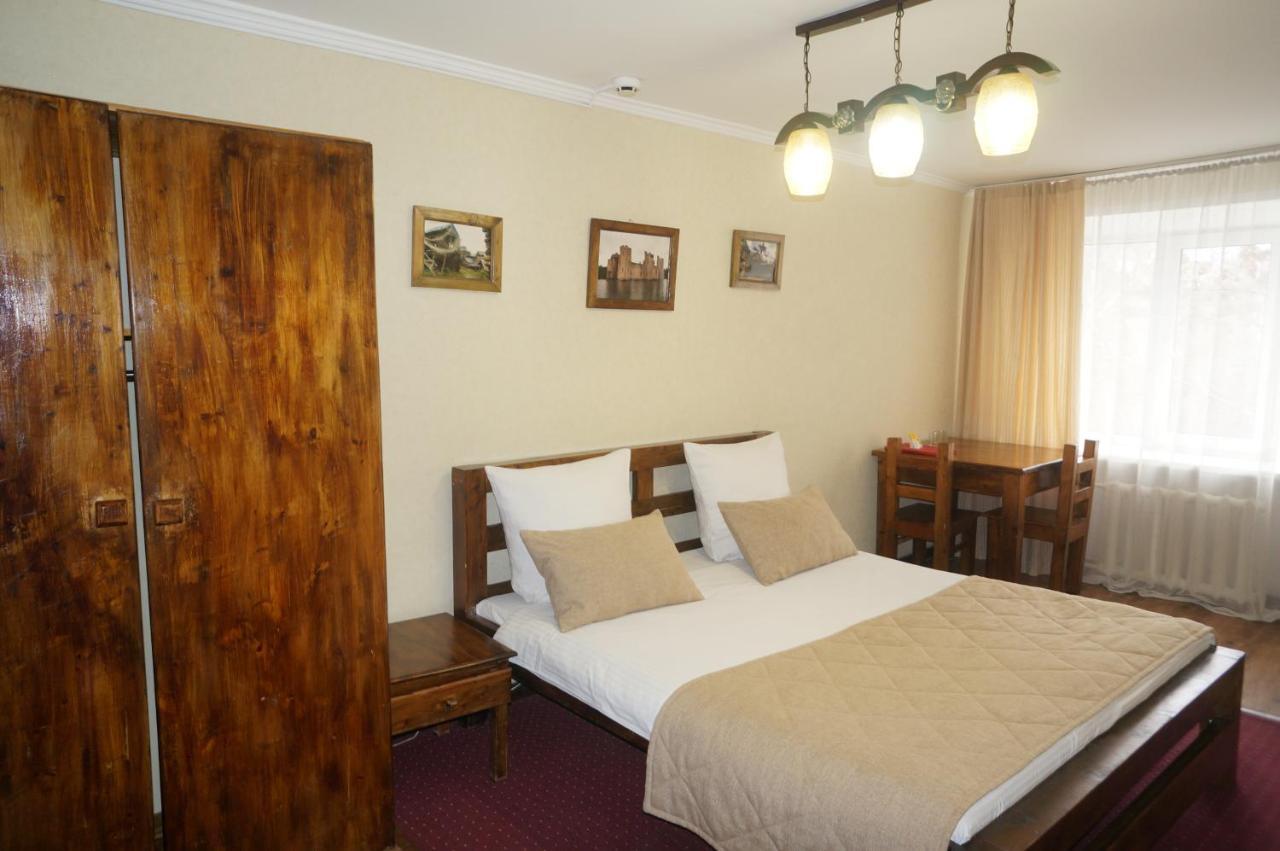 Galirad Hotel Ustʼ-Kamenogorsk Quarto foto