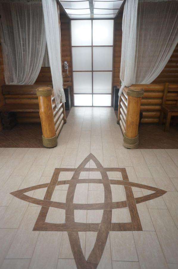 Galirad Hotel Ustʼ-Kamenogorsk Exterior foto